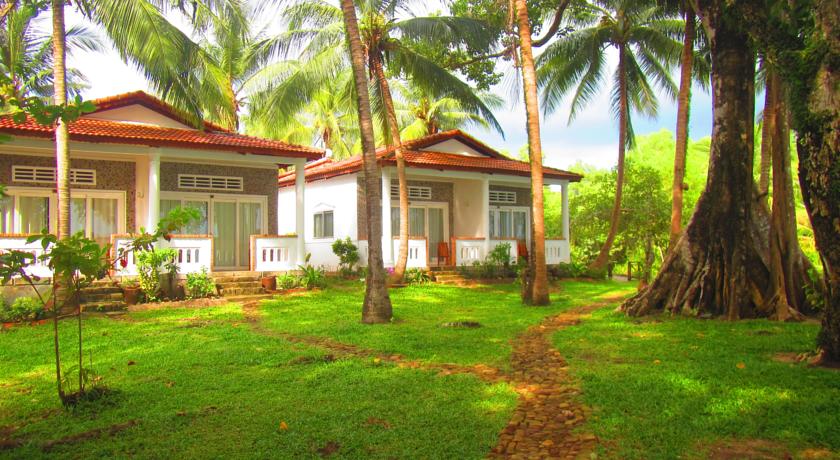 bamboo cottages 17